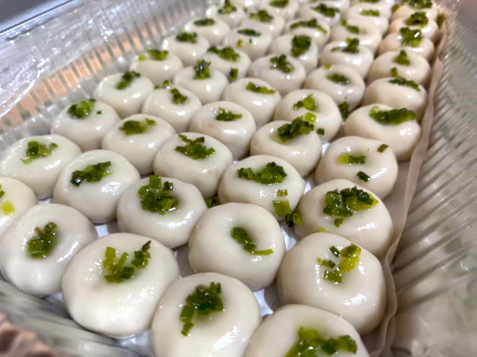 Bánh ít trần tôm thịt